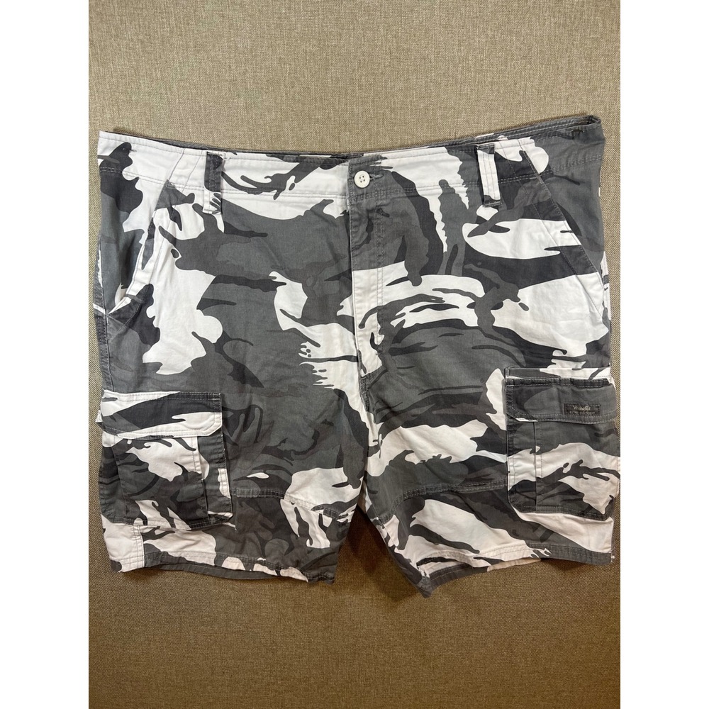 Wrangler Mens Relaxed Fit Camo Cargo Shorts Gray White Size 42 60AAW4W
